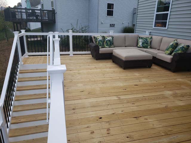 Wood Deck With Vinyl Railing 5